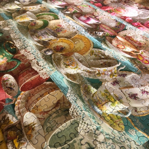 550 piece My Cup of Tea Puzzle - Picture 2 of 11